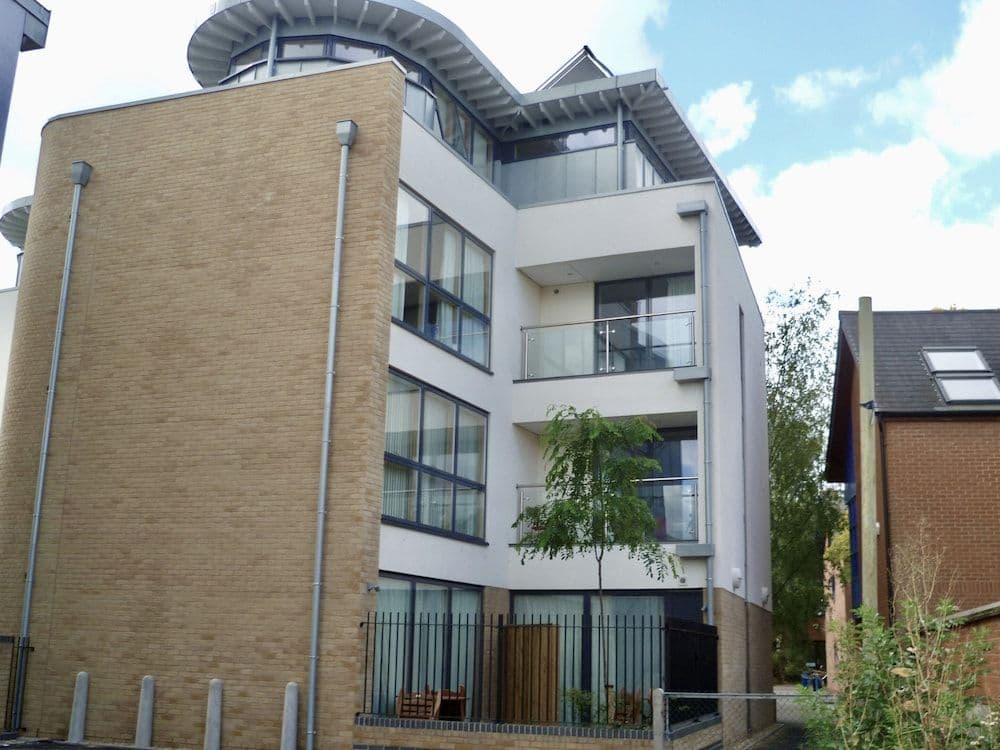 Your Space Apartments - Byron House Your Space Apartments - Byron House