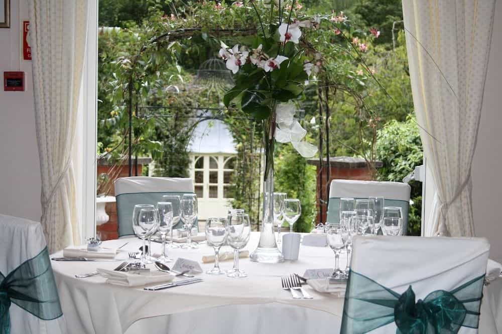 Fox & Hounds Country Hotel Fox & Hounds Country Hotel