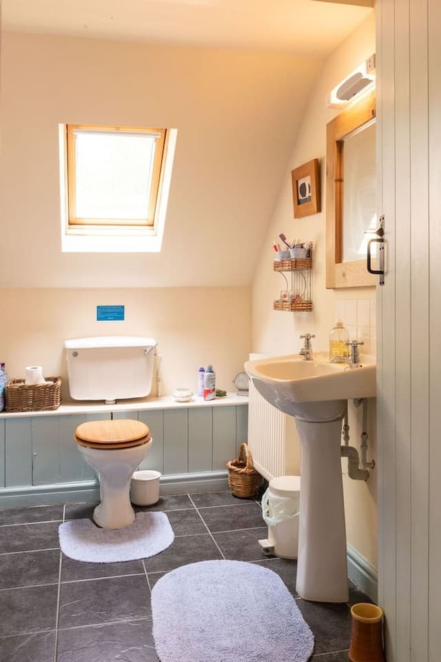 Standard Cottage, Ensuite (Damson - 2 Persons )