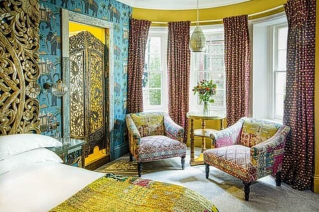 Marvellous Room (Garden view)