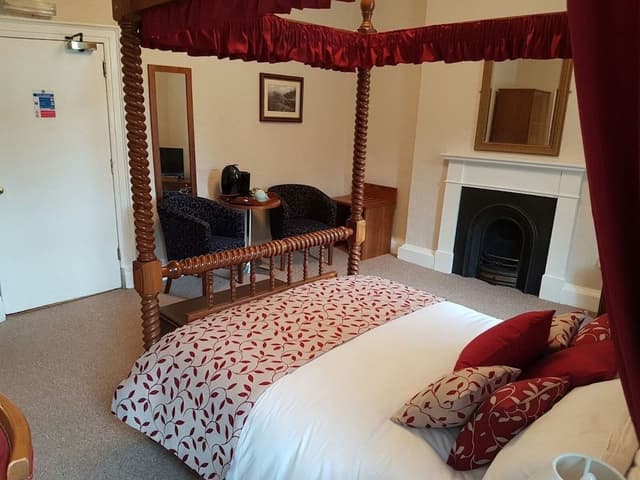 Superior Double Room, Ensuite (Bath and Shower)