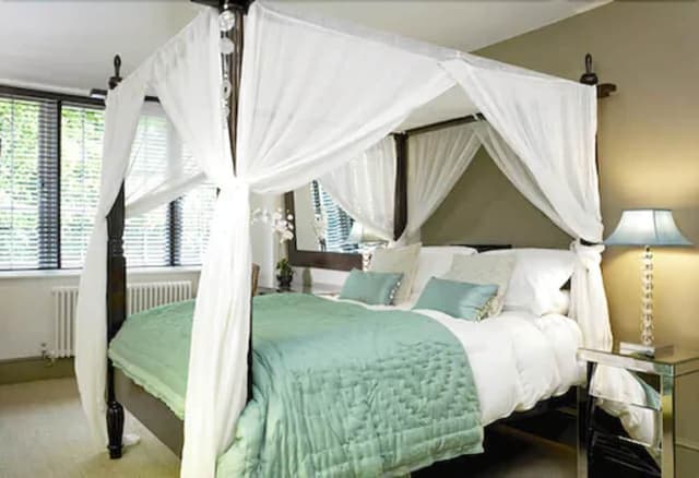 Double Room (Lotus)