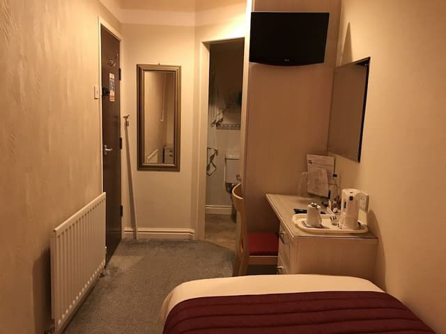 Single Room, Ensuite (B&B)