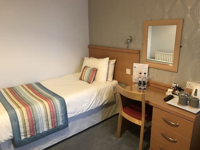 Twin Room, Ensuite (B&B)