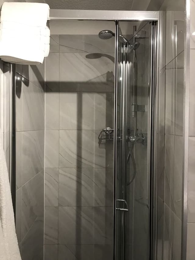 Twin Room, Ensuite (B&B)