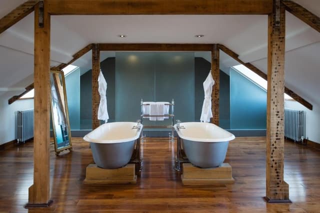 Signature Suite
