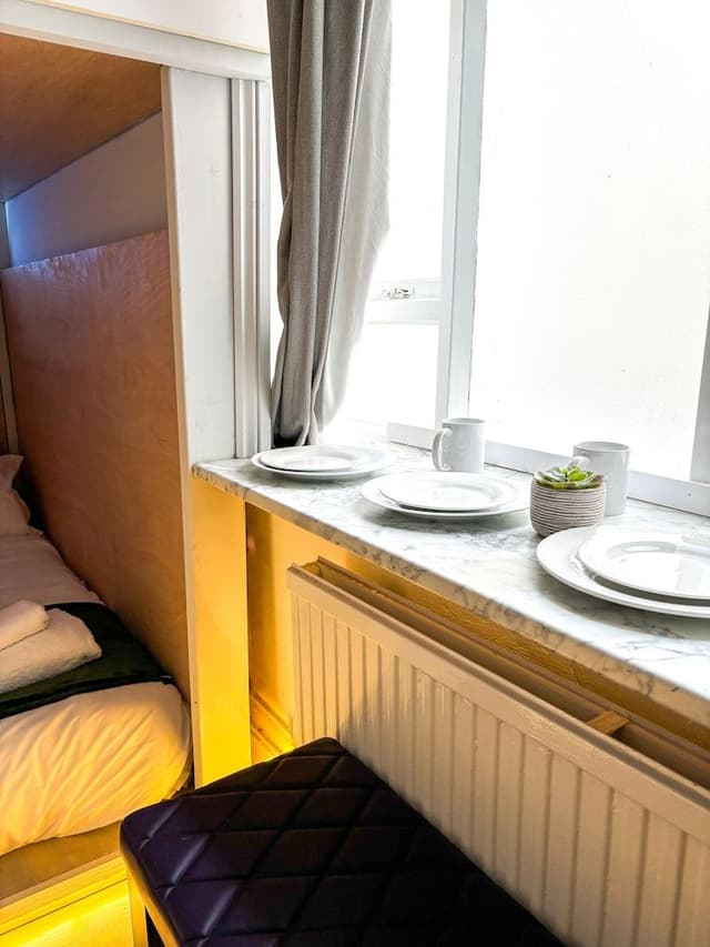 Family Studio, Ensuite