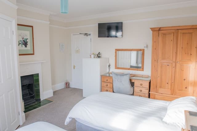 Superior Twin Room, 2 Twin Beds, Non Smoking, Microwave
