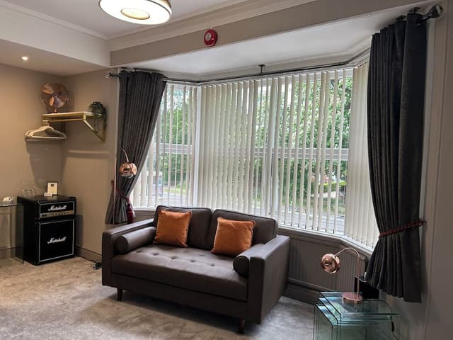 Luxury Superking/Twin En-suite Room