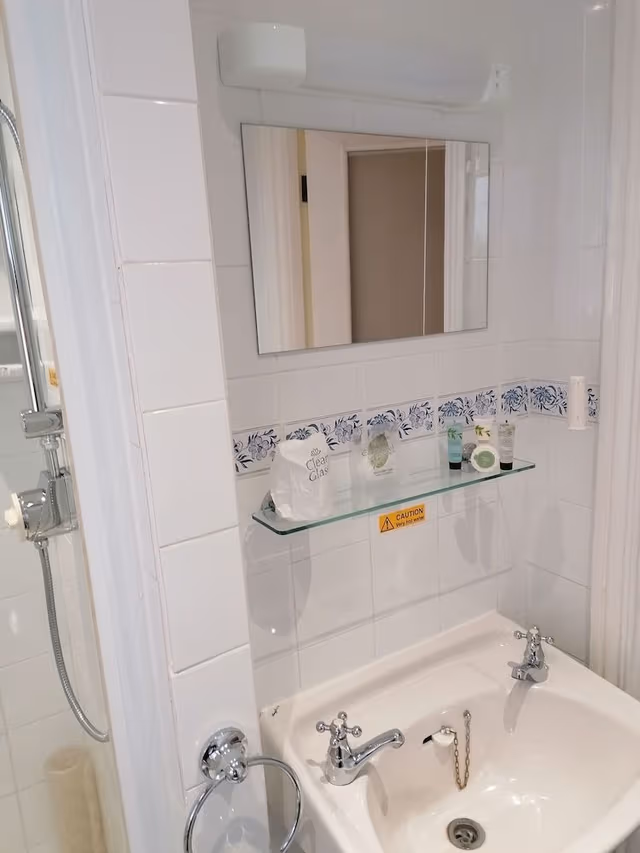 Single Room, Ensuite (B&B)