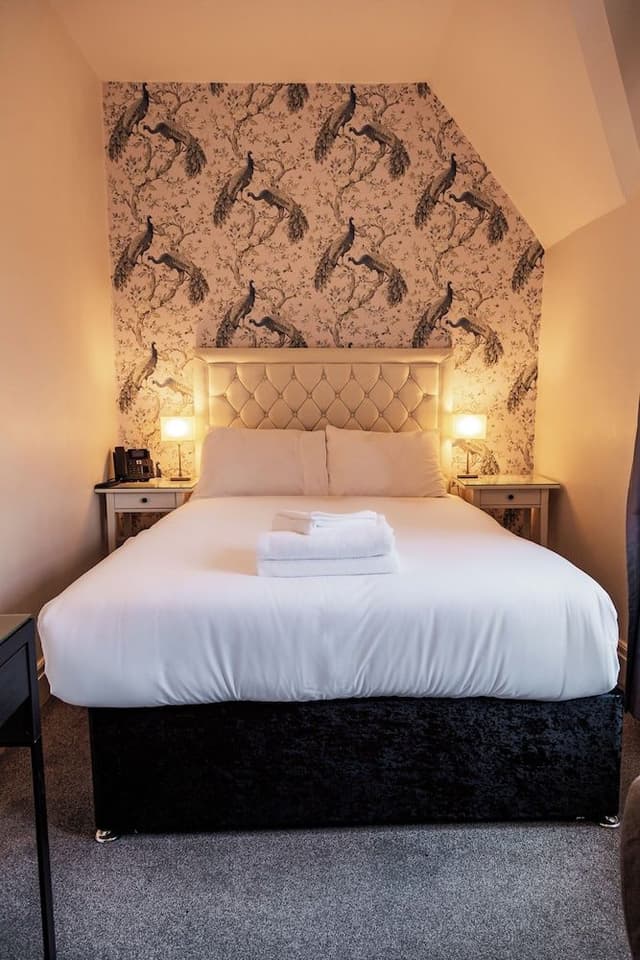 Economy Double Room, 1 Double Bed, Private Bathroom