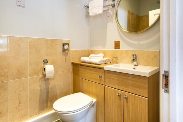 Courtyard Double Plus