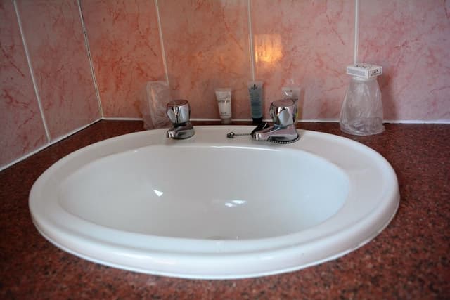 Standard Triple Room, Ensuite