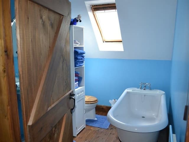 Single Room, Shared Bathroom