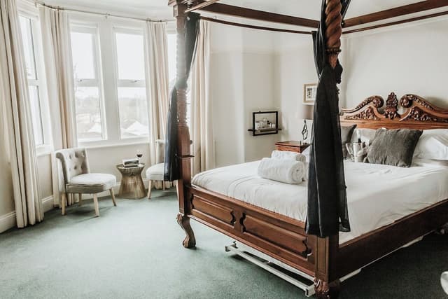 Deluxe Double Room, Ensuite (4 Poster)