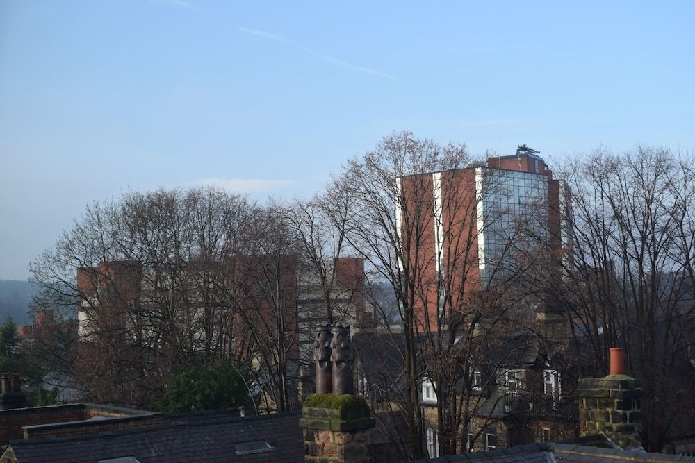 Harrogate Elite Living0