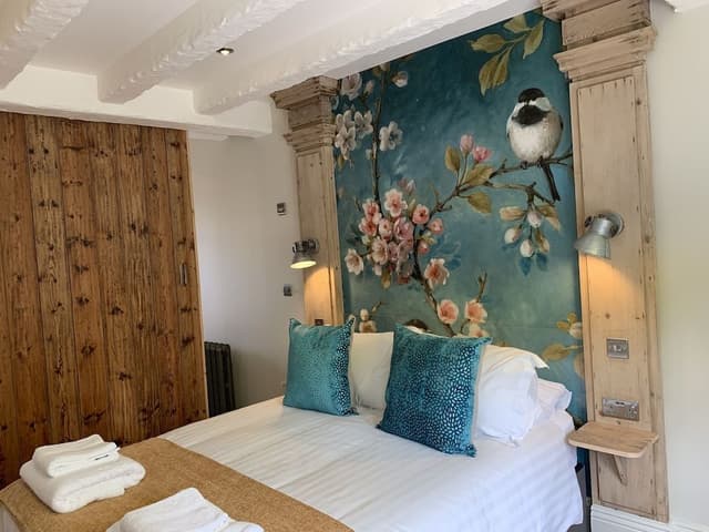 Deluxe Suite, Ensuite, Garden View (High Five )