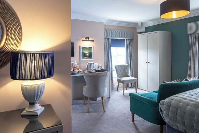 Deluxe Room, 1 King Bed