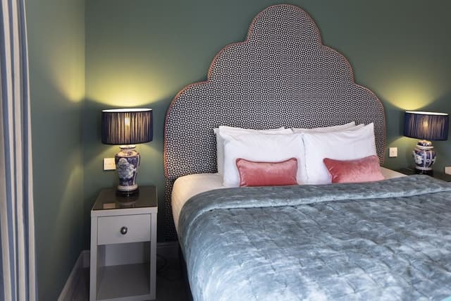 Deluxe Room, 1 King Bed