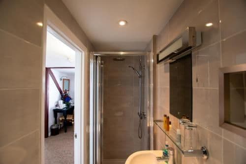 Triple Ensuite