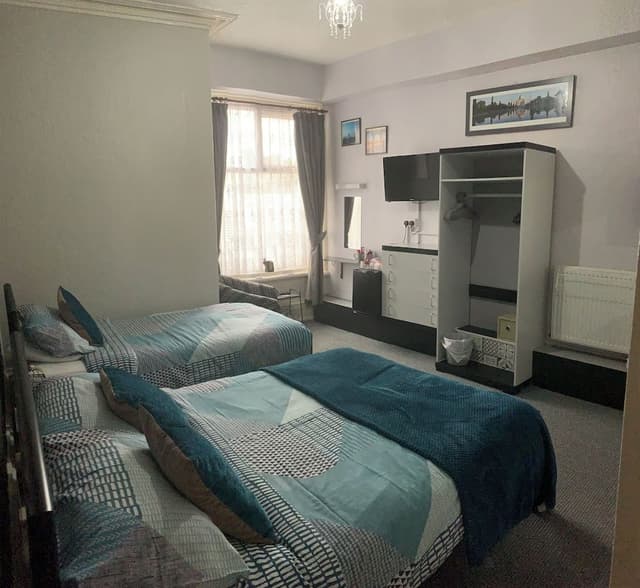 Family Room (1 Child)