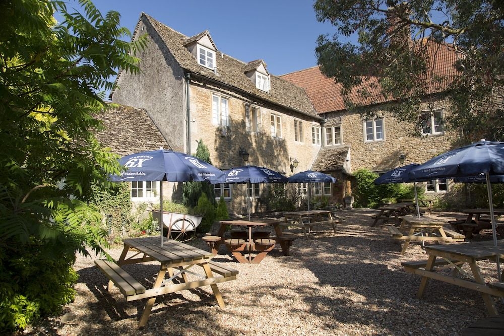 Red Lion - B&B2