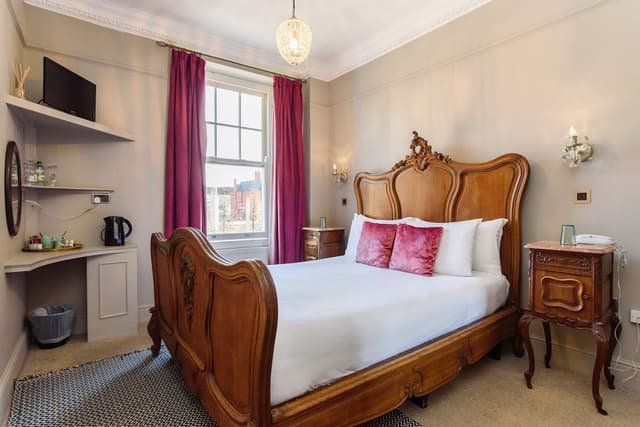 Deluxe Double Room, 1 King Bed, Jetted Tub, Bay View (Room 2)