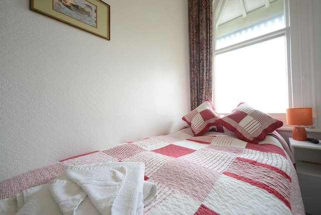 Single Room, Shared WC