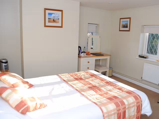 Standard Double Room, Ensuite