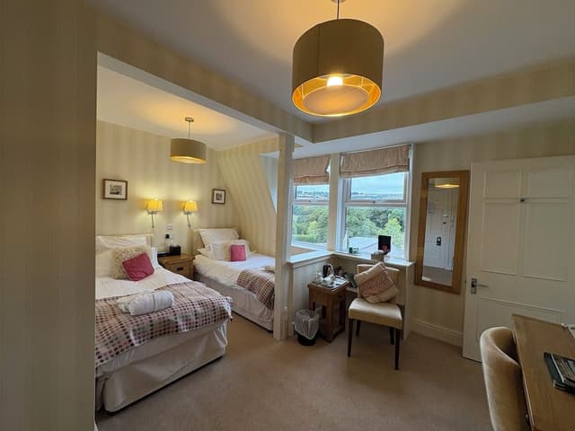Deluxe Double or Twin Room