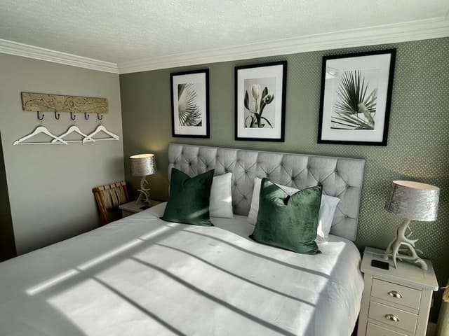 Deluxe Double Room (Room 1)