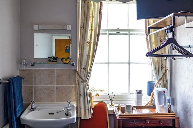 Single Room (Second Floor)