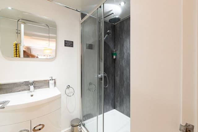 Superior Double Room, Ensuite (Dog Friendly)