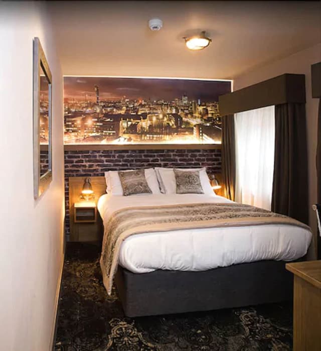 Small Double Room