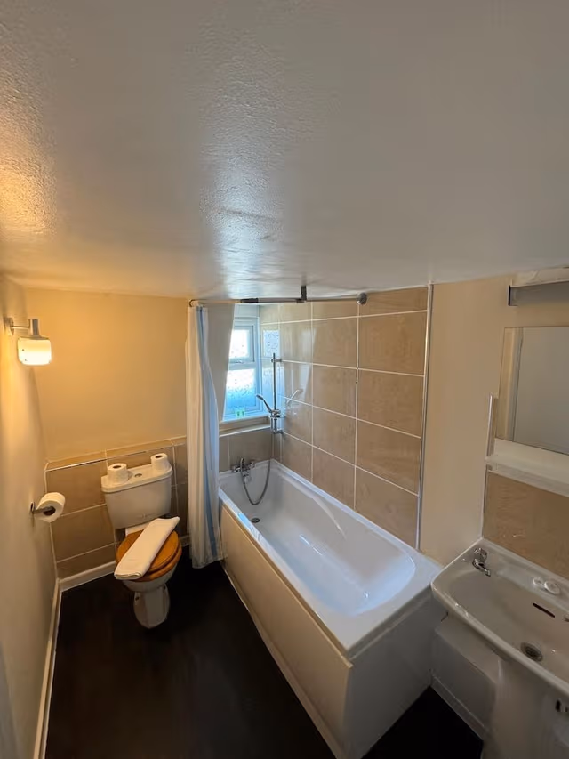Basic Double Room, 1 Double Bed