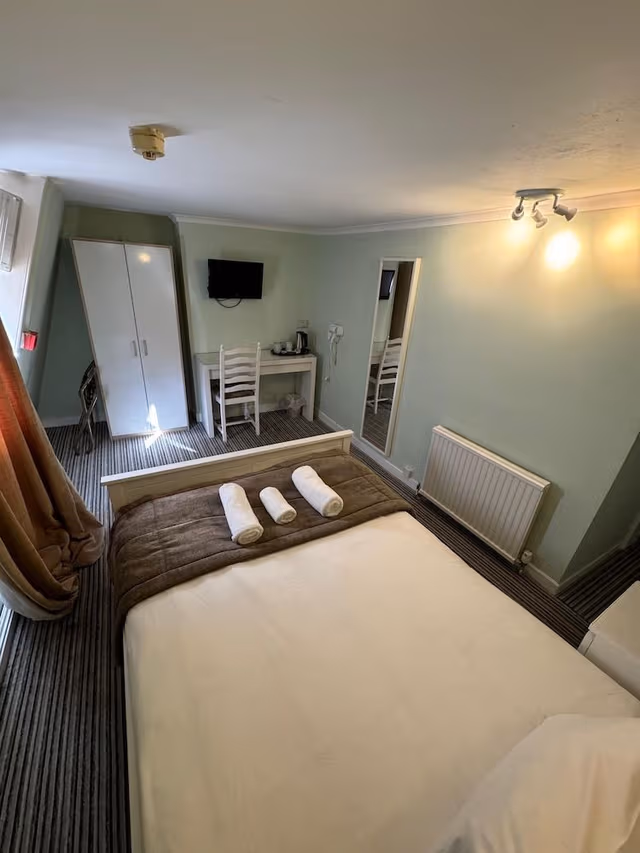 Basic Double Room, 1 Double Bed