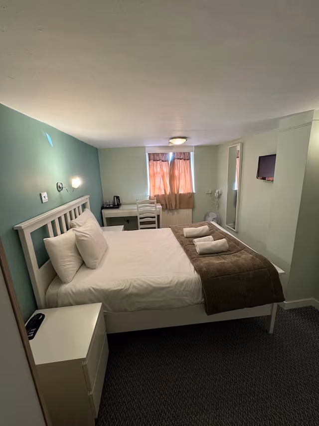 Basic Double Room, 1 Double Bed