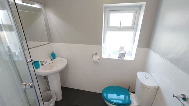 Double Room, 1 Double Bed (1 Adult and 1 Child)