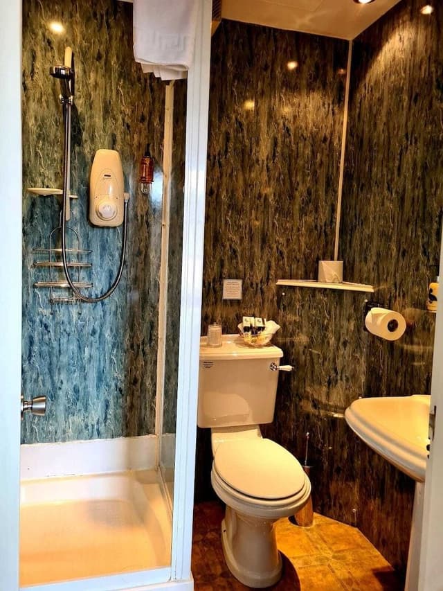 Standard Double Room, Ensuite
