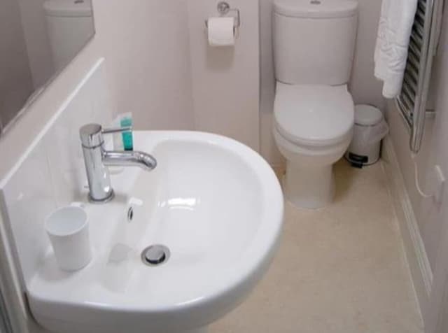Standard Double Room, Ensuite