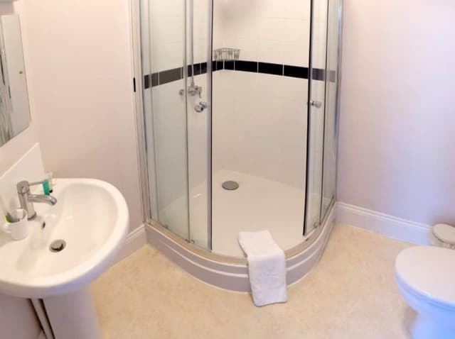 Standard Double Room, Ensuite