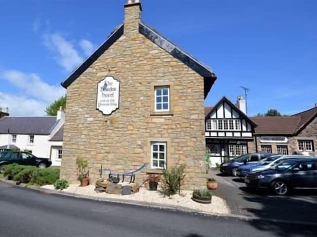 Standard Double or Twin Room, Ensuite, Mountain View