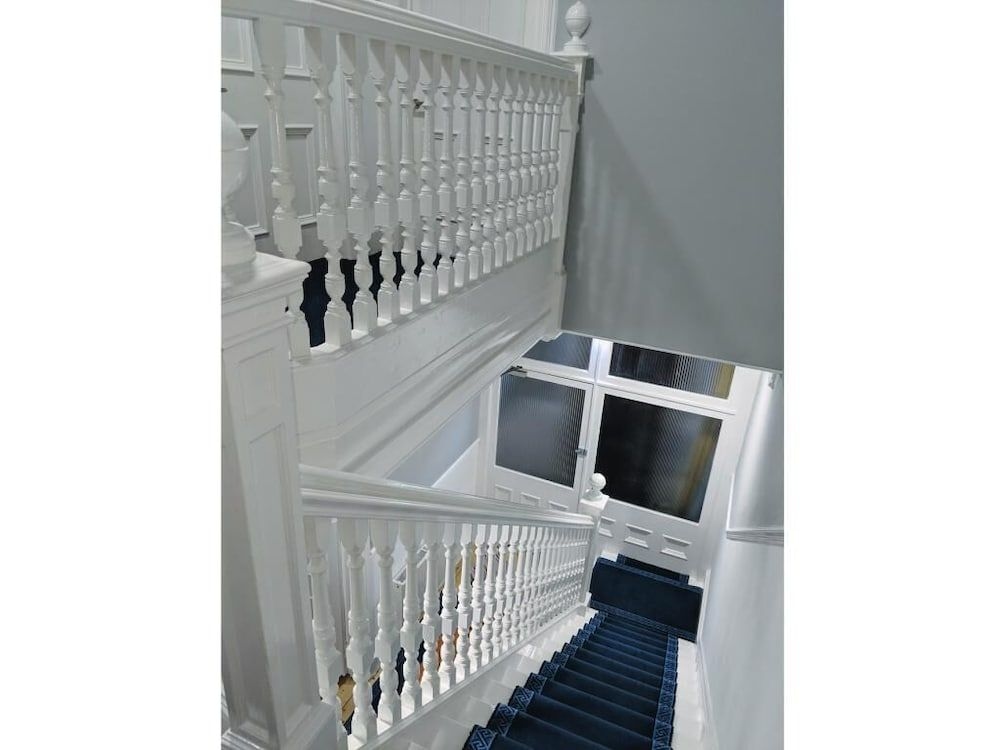 Falcon Crest Guest House1