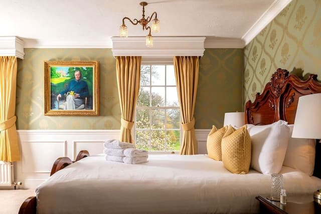 Executive Room