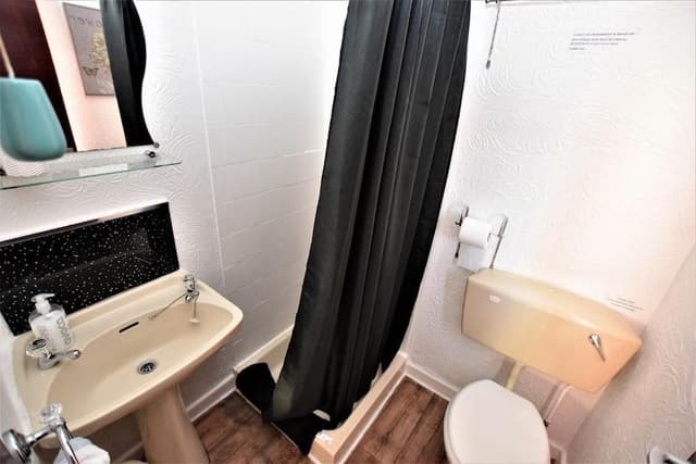 Comfort Apartment, Ensuite (One Bedroom Top Floor)
