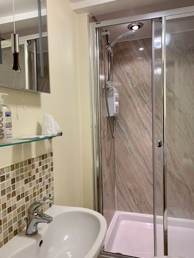 Double Room, Ensuite