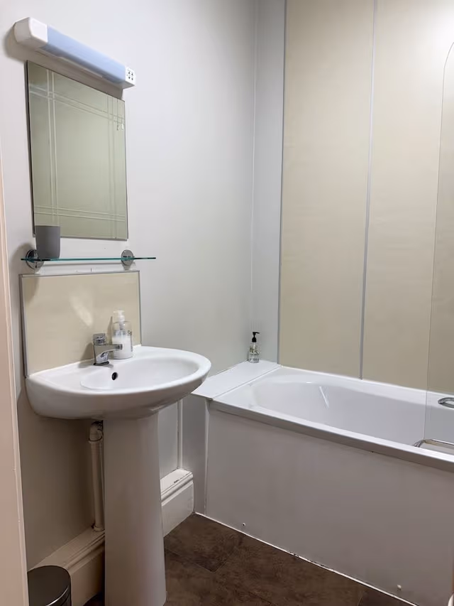 Double Room, Ensuite (Ground Floor)