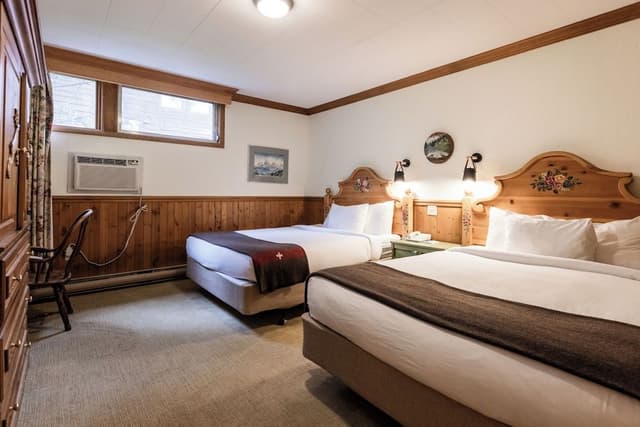 Suite, Multiple Beds