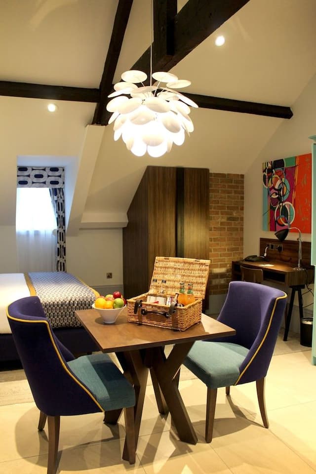 Executive Studio