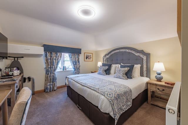 Classic Double Room, Ensuite